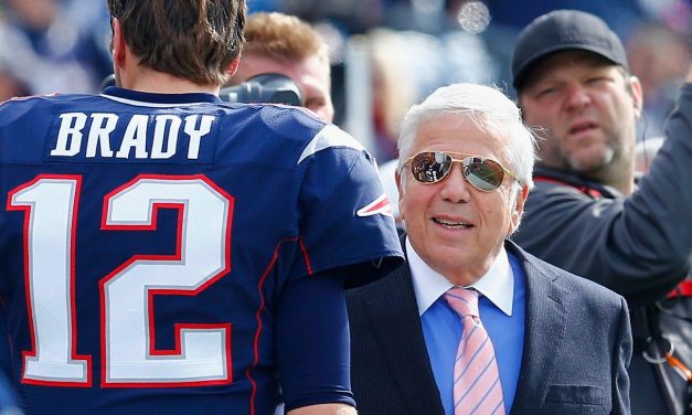 Top 5 Tuesday: Best Plays From the Patriots 2017-18 Season (@devansh0429)