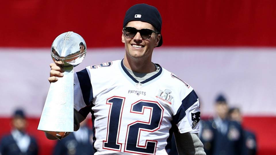 What Does Tom Brady’s Latest Contract News Mean For His Future? (@steveA1127)