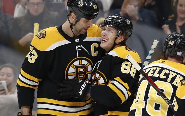 David Pastrnak Scores Hat Trick; Bruins Defeat Toronto 5-1