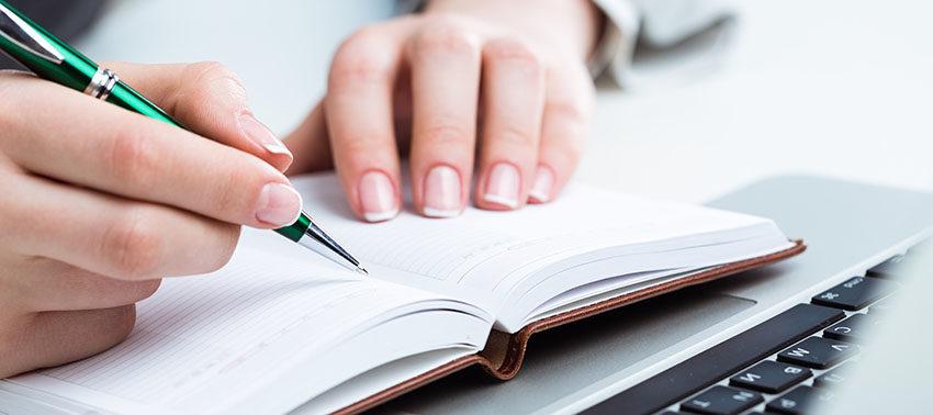How Does Custom Essay Writing Service Help You Improve Your University Performance?