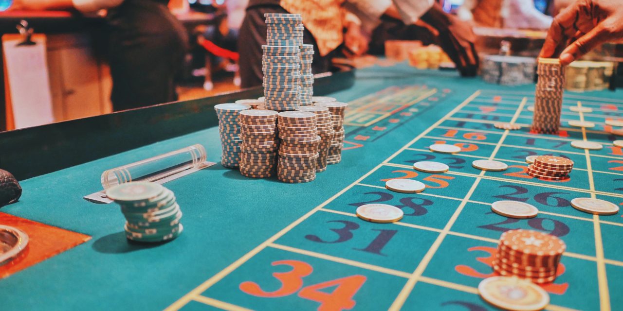 What are the reasons why casinos attract people?
